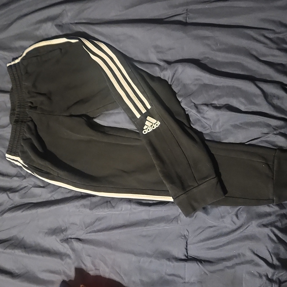 Adidas kid originals sweatpants